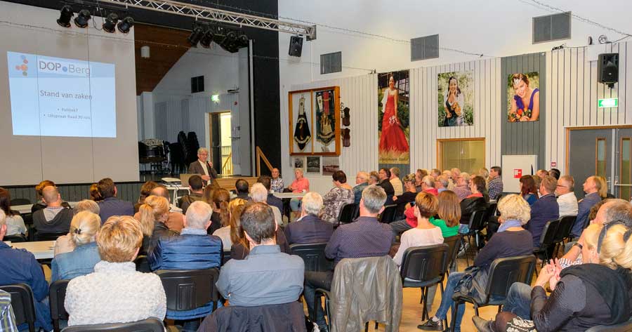 Bewoners van Berg aan de Maas en Nattenhoven gaan voor behoud basisschool in Berg